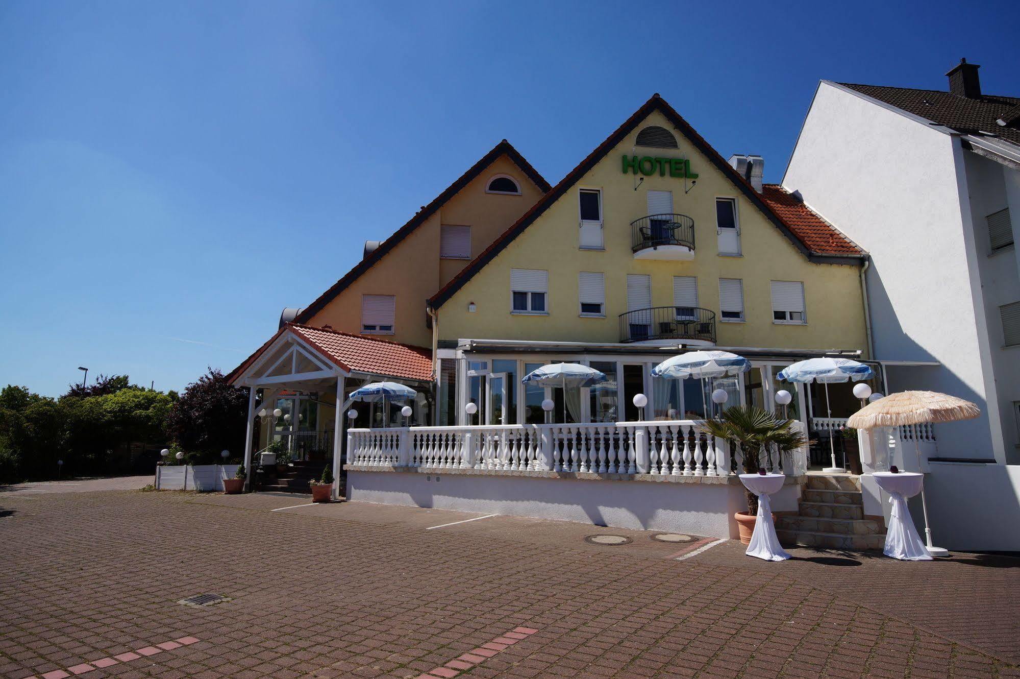 Hotel Bauschheimer Hof Rüsselsheim Esterno foto